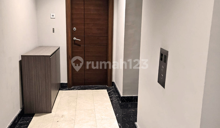 The Windsor Puri Indah Apartment, 2 BR, Furnished, Private Lift, Lantai Tinggi