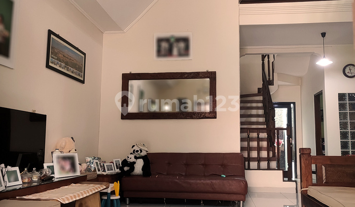 Rumah 1.5 Lantai, Alam Sutera Jelita, Dekat Sekolah Santa Laurensia, Mall Living World dan Gerbang Tol Rumah 1.5 Lantai, Alam Sutera Jelita, Dekat Sekolah Santa Laurensia, Mall Living World dan Gerbang Tol