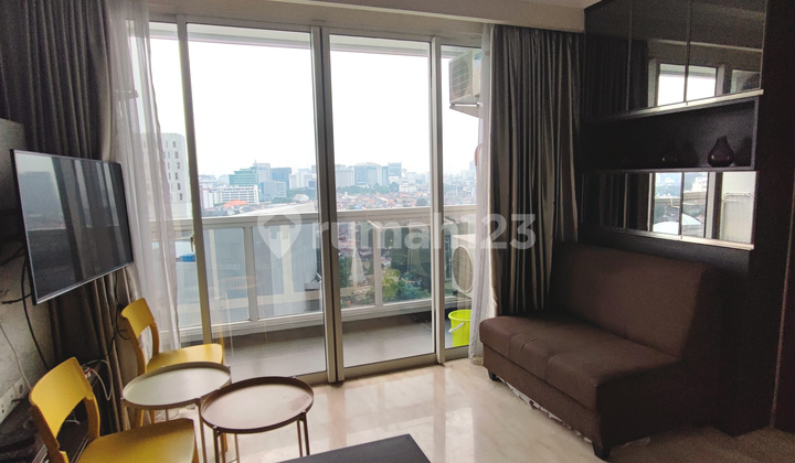 Turun Harga! Apartemen Menteng Park Diamond, 2 BR, Furnished, Private Lift, Lantai Rendah 2