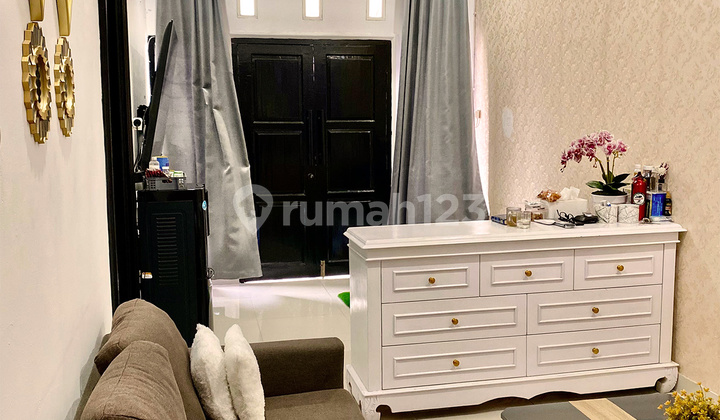 Rumah Full Renovasi, 2.5 Lantai, Catalina Gading Serpong, Dekat dengan BSD