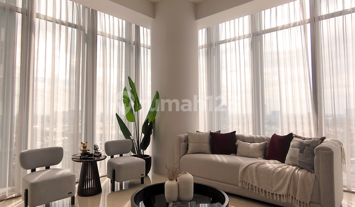 Apartemen 4 BR Furnished, Brand New, Saumata Alam Sutera, Corner Unit, Private Lift, Lantai Tengah, City View 2