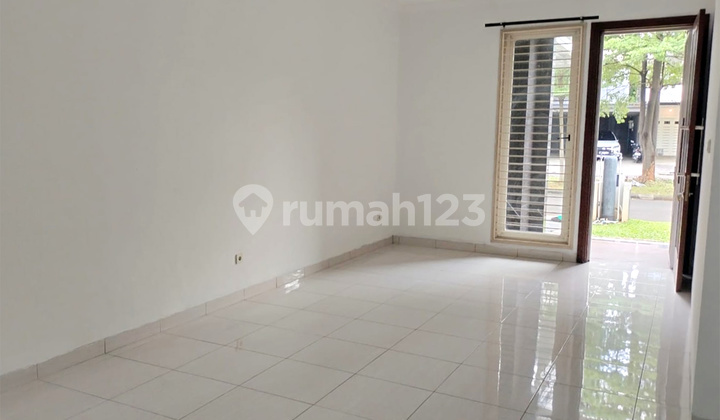 2-Storey House, Alam Sutera Renata Alba, Semi-Furnished, 12 Meters Wide, Garden View 2