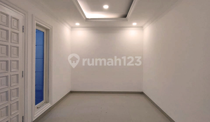 Rumah 3 Lantai, American Classic Modern, Private Swimming Pool, The Casa 50 Cilandak Jakarta Selatan
