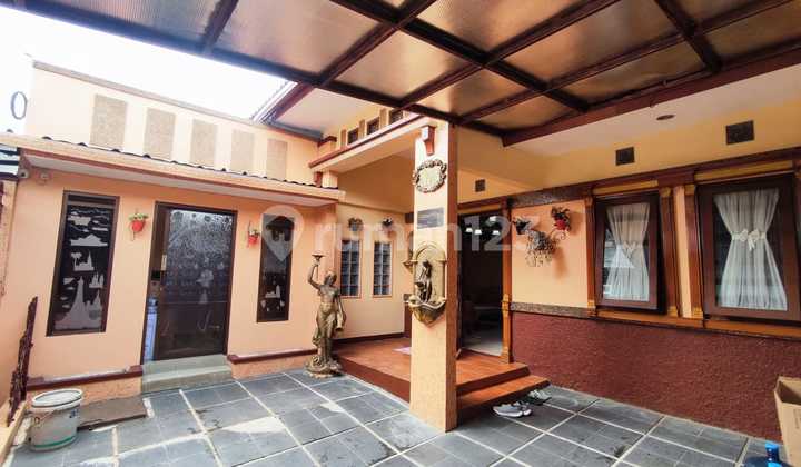 Ready-to-Occupy House with Furniture Bonus near Borma Cijerah Bandung 1