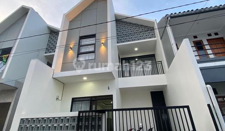 Dijual Rumah Siap Huni di Komplek Margahayu Raya Bandung