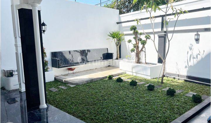 Rumah Modern Plus Kolam Renang Di Kembar Sayap Moh Toha Bandung 2