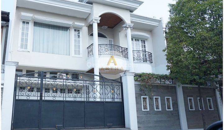 Rumah American clasic di Batununggal Indah Bandung 1