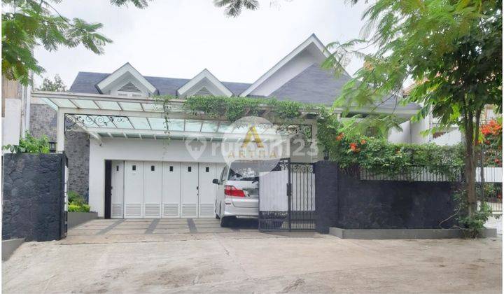 Turun harga Rumah mewah area Pasteur SHM 2