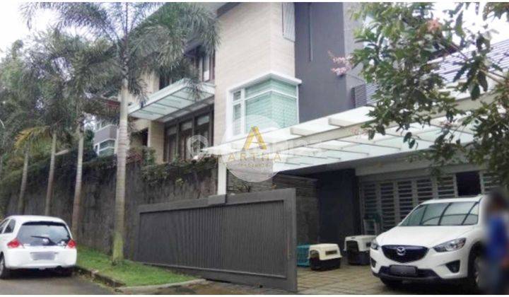 Rumah Semi Funished Lokasi Bagus di Setra Duta Bandung 2