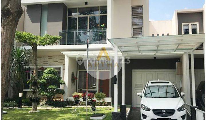 Rumah di Kota Baru Parahyangan semi furnished Bandung 1