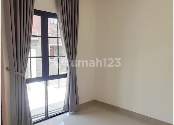 Minimalist House Near Cimekar Station Cibiru Bandung