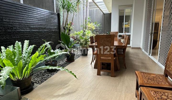 Ready-to-Live House in Kota Baru Parahyangan Fully Furnished 2