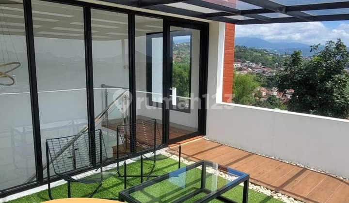 Rumah Baru Emeralda Resort Dekat Ikea Kota Baru Parahyangan 2