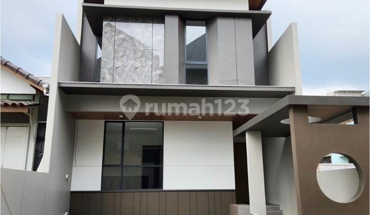 Rumah Baru di Setraduta Bagus Siap Huni SHM Rumah Baru di Setraduta Bagus Siap Huni SHM