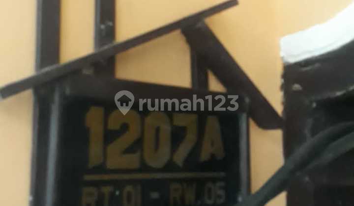 Rumah 2 Lantai SHM Bagus depan Kampus UNISMA