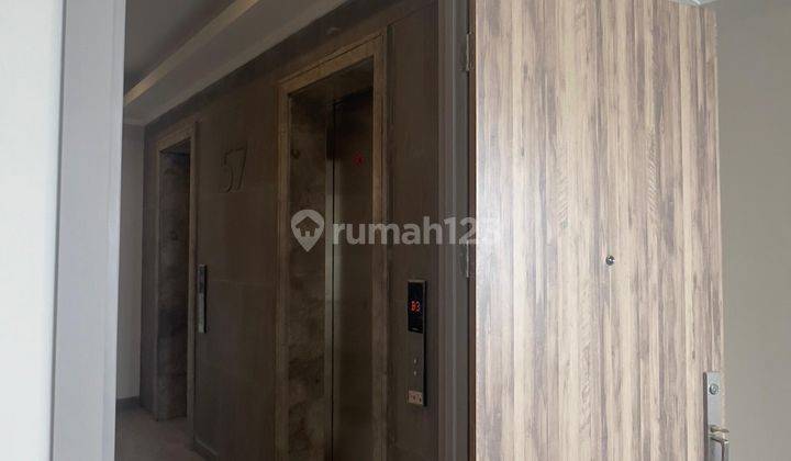 Dijual Apartemen Mewah Menara Jakarta Kemayoran 3 Kamar 141 Meter 2