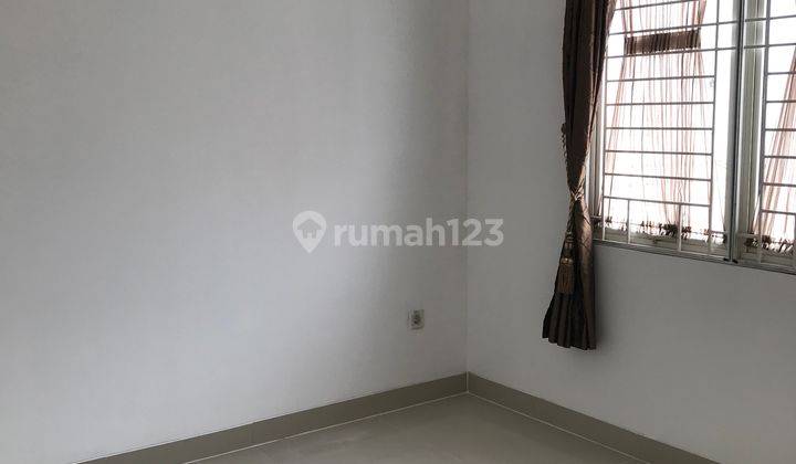  Rumah Semi Furnished 4+1 Kamar Ridur  2