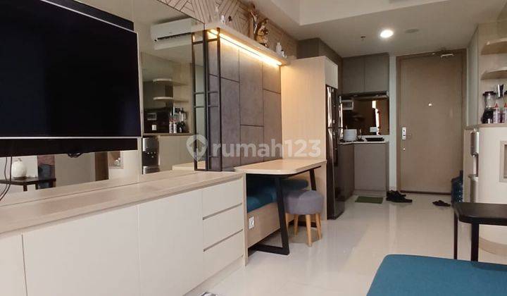 DISEWA. Gold Coast Apartment, PIK. Ukuran 58 m2. 2 Kamar Tidur. FULL FURNISHED. Ready 1