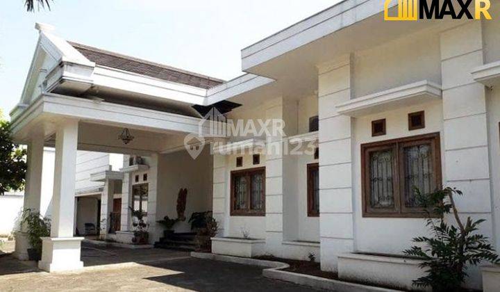 Rumah Mewah & Luas Berlokasi Strategis di Kopo Banung 1