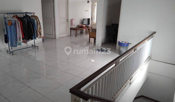 Rumah Hoek Jalan Lebar Murah 2 Lantai Bekasi 2