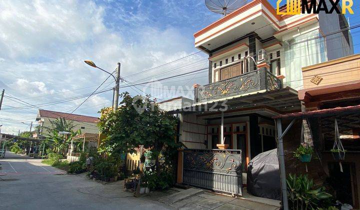 Rumah Strategis Siap Huni di Villa Mutiara Gading 3 Bekasi 1