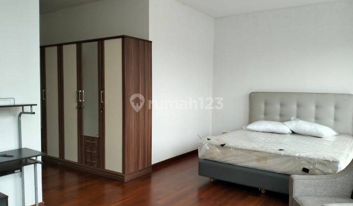 Disewakan Rumah Cluster Crown Golf Fully Furnished Uk 8x25  1