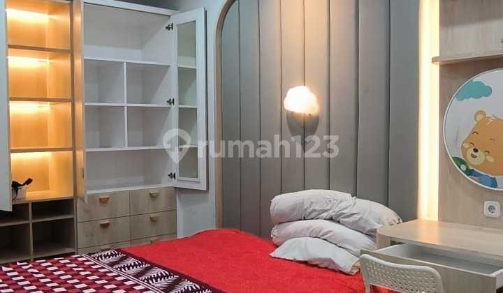 For Rent: Rumahnavona @catalina, GS
Area 6 x 12 m²
- 1 Floor
- 2 Bedrooms
- 1 Bathroom
- Semi Furnished
- 2 AC Units + Water Heater
- 1 Divan + Springbed
- Fully Renovated Building
- Spacious Carport + Canopy
Rent Price: 35 million/year
Rental Deposit: 5 million For Rent: Rumahnavona @catalina, GS
Area 6 x 12 m²
- 1 Floor
- 2 Bedrooms
- 1 Bathroom
- Semi Furnished
- 2 AC Units + Water Heater
- 1 Divan + Springbed
- Fully Renovated Building
- Spacious Carport + Canopy
Rent Price: 35 million/year
Rental Deposit: 5 million