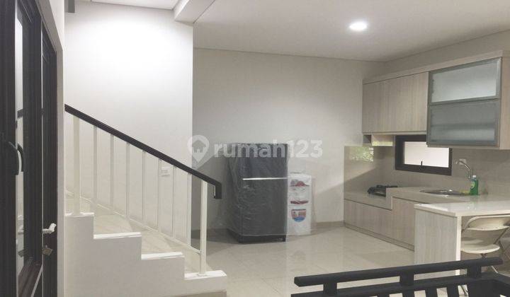 Rumah Siap Huni Bersih Nyaman Di Mozia Bsd  Rumah Siap Huni Harga Murah Dekat Ke Rans , Grand Lucky  Mall Isvara  Ice  Mall Aeon  Universitas  Q Big Rumah Semi Furnished 1