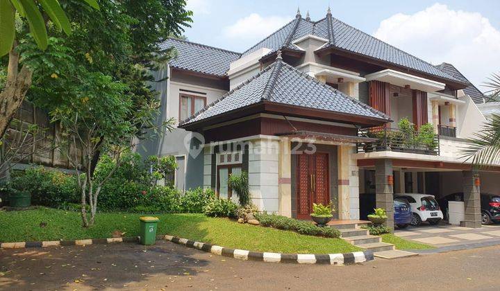 Rumah Mewah Nyaman bagus di Menteng Bintaro 2