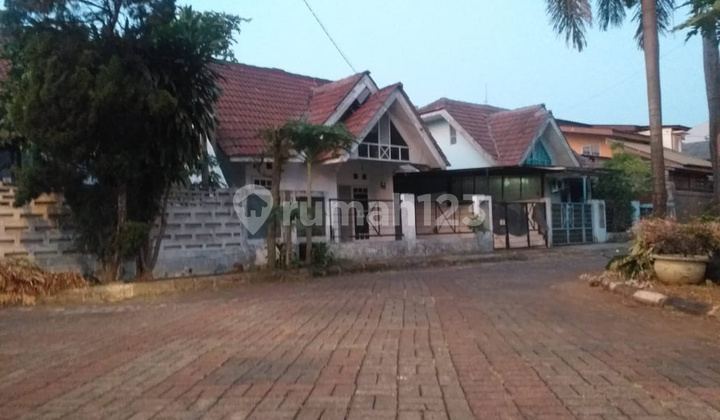 RUMAH Murah HITUNG TANAH BSD Tangerang Selatan 2