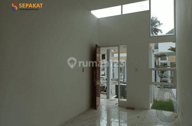 Rumah Mewah Dengan Lingkungan Yang Sejuk Dan Segar di Jember 8