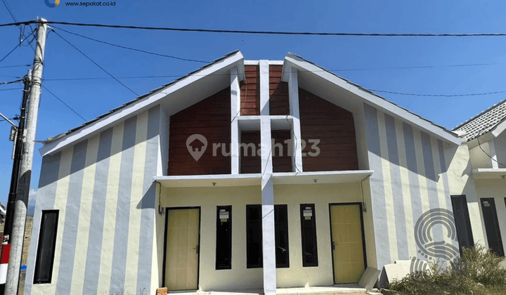  Rumah Subsidi Mewah Bergaya Arsitektur Eropa di Bondowoso 13