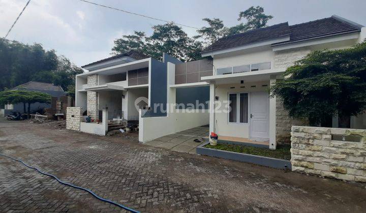 Dijual Rumah Mewah Dekat Area Strategis di Ngasem Kediri 7