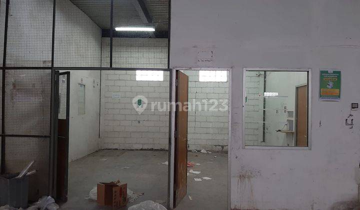 Disewakan/Dijual Gudang + Gedung Luas Strategis Tengah Kota Malang 4