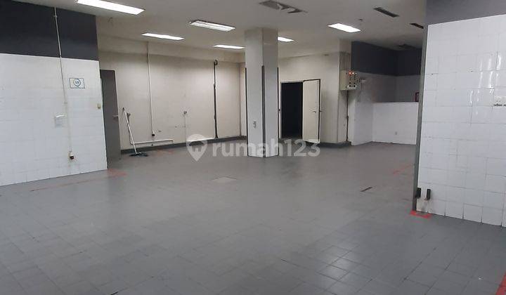 DiSewakan Tempat Usaha Luas Eks Bakery Shop Ternama Di Jalan Pahlawan Trip Malang 5