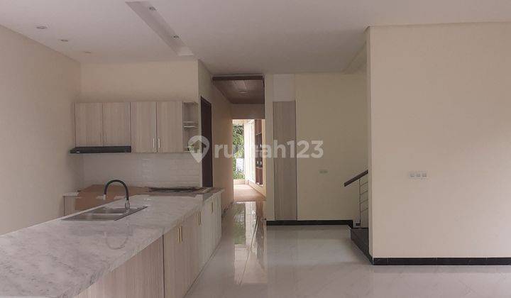 DiJUAL Rumah Baru Modern Minimalis Di Jalan Veteran Malang 2