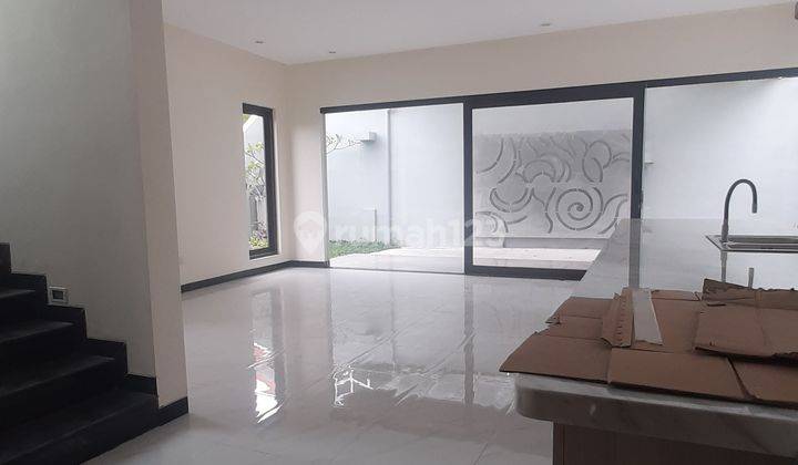 DiJUAL Rumah Baru Modern Minimalis Di Jalan Veteran Malang 3