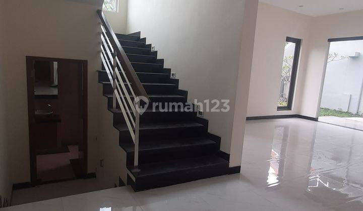 DiJUAL Rumah Baru Modern Minimalis Di Jalan Veteran Malang 4