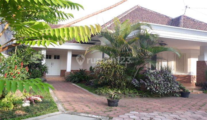 Dijual Rumah Asri Terawat di Daerah Jalan Gunung-gunung Malang 2