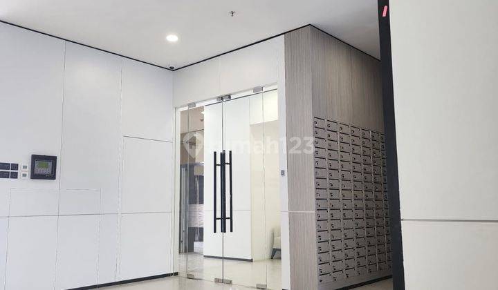 Apartement Louvin 1 BR Unfurnished Bagus 2