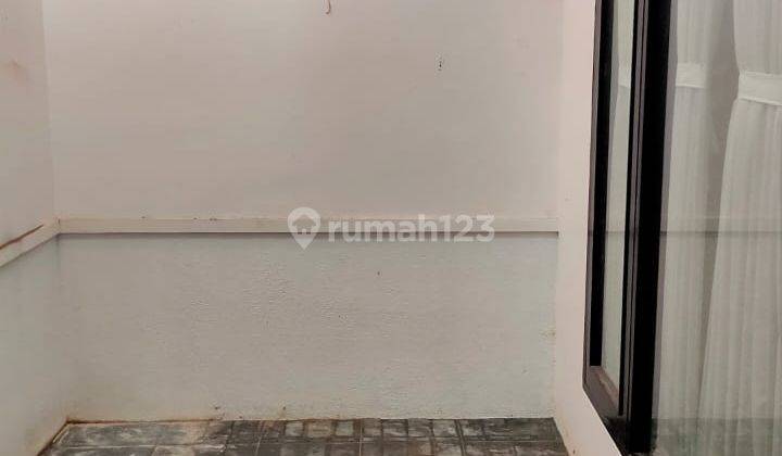 Rumah 2 Lantai Bagus Unfurnished SHM di Pondok Hijau , Bandung 2