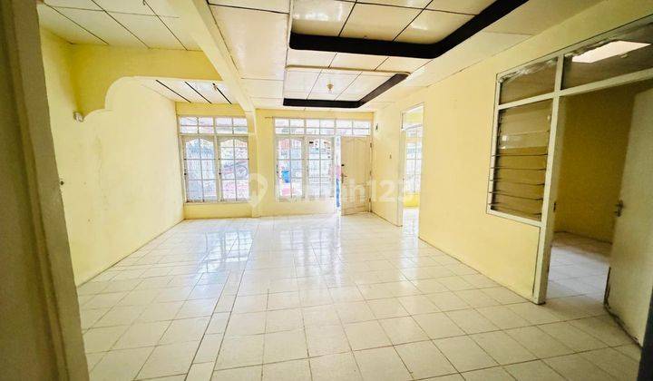 Rumah Bagus Unfurnished SHM di Sarijadi , Bandung 2