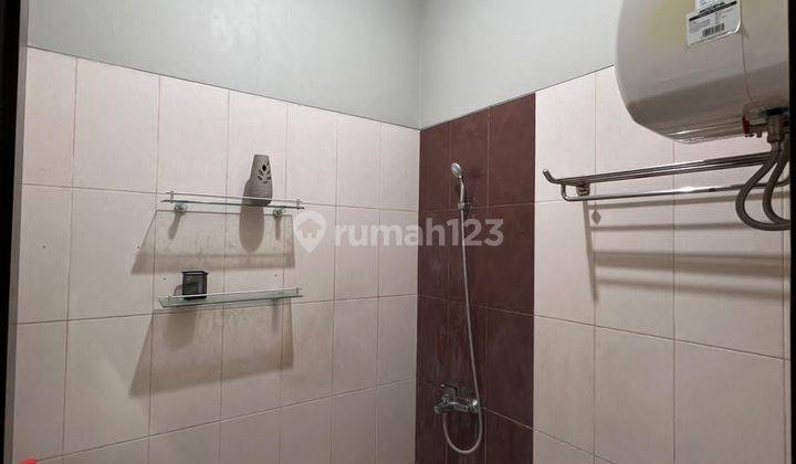 Rumah 2 Lantai Bagus Furnished SHM di Tatar Mayangsunda, Kbp 2