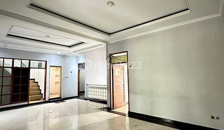 Rumah Kontrakan 2 Lantai Bagus SHM di Jalan Gajah , Bandung 1