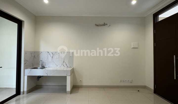 Rumah Murah Nyaman Cantik SHM Siap Huni di Padmagriya, Podomoro 2