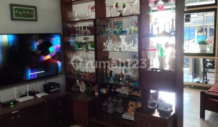 Rumah Murah nyaman Bagus Unfurnished SHM Kopo Permai, Bandung
