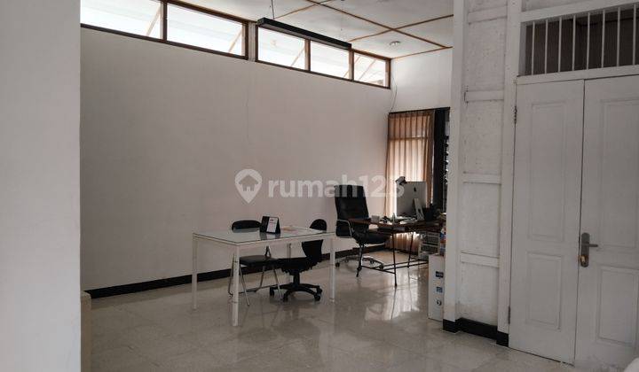 Rumah Bagus Unfurnished SHM di pusat kota di Cikawao, Bandung 2