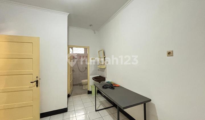 Rumah Bagus Murah Terawat SHM Nyaman Strategis di Sayap Pajajaran 2