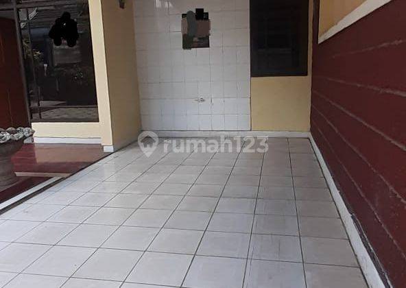 Rumah Kontrakan 2 Lantai Bagus Unfurnished SHM di Margacinta 2