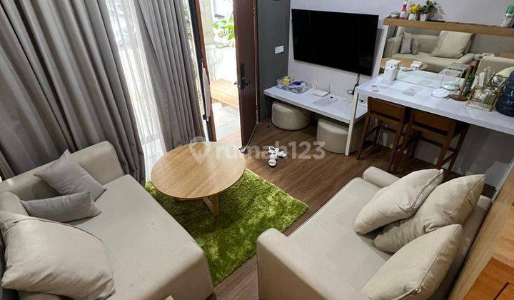 Rumah 2 Lantai Bagus Unfurnished SHM di Fleekhauz Bsd, Tangerang 1